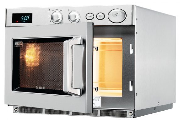 sửa lò vi sóng quận 10 tại nhà