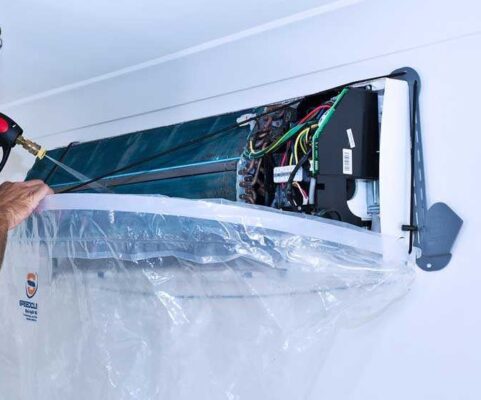 Dịch vụ vệ sinh máy lạnh quận Gò Vấp