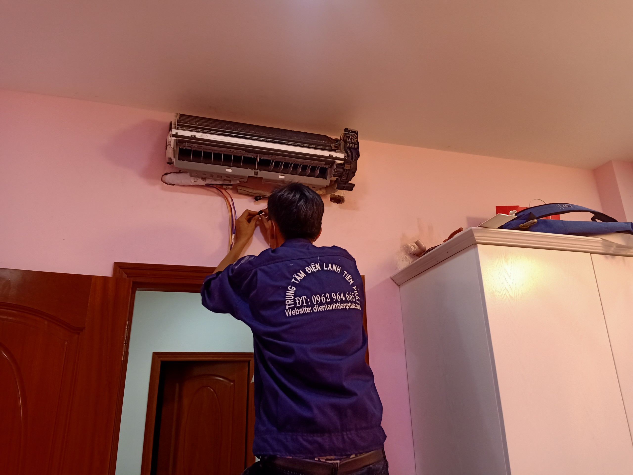 Dịch vụ Rửa Máy Lạnh Tận Nhà Quận Bình Thạnh: Tiện lợi và Uy tín